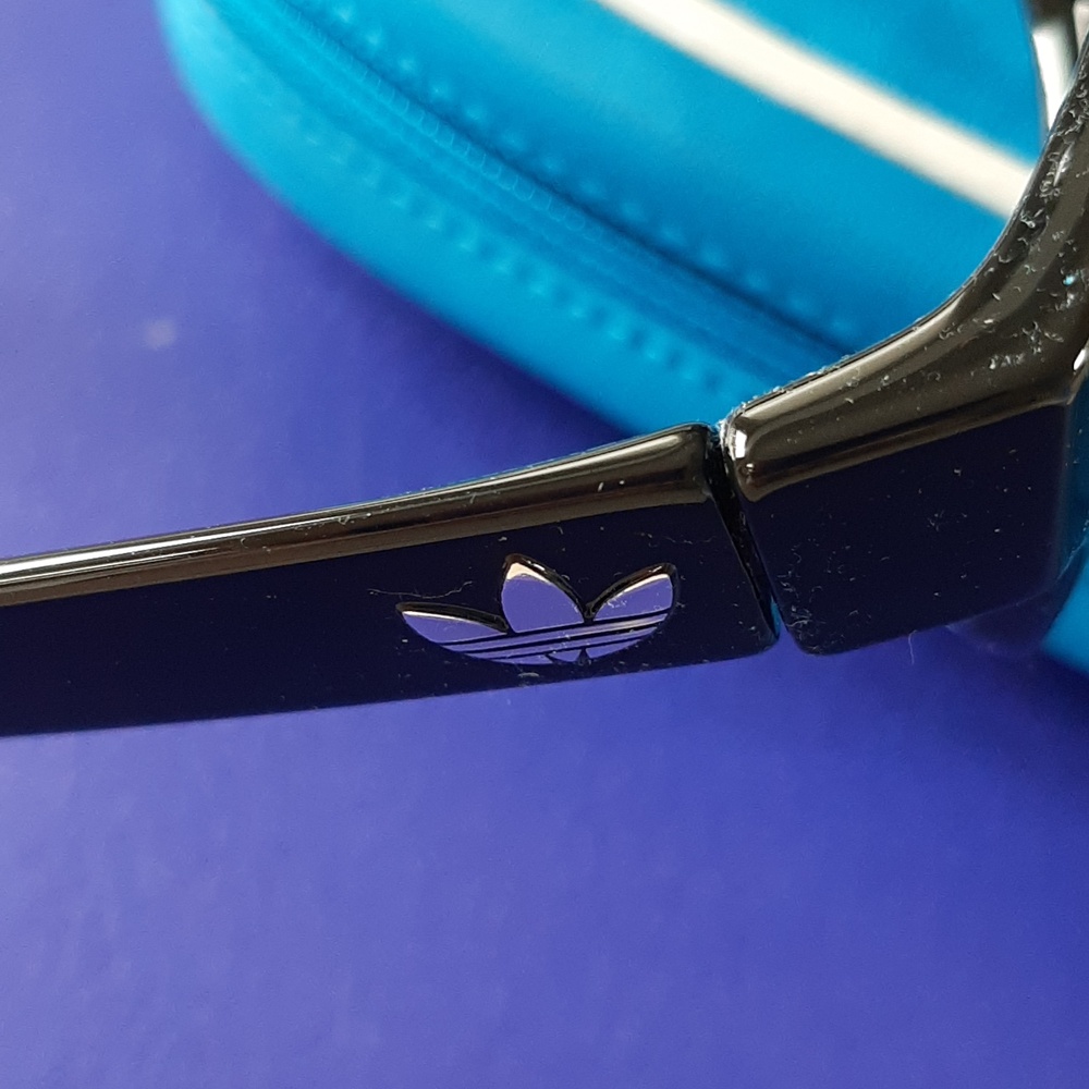 adidas Bright Blue Eyewear Pouch with White Trim And Black Sunglasses - Picture 6 of 7